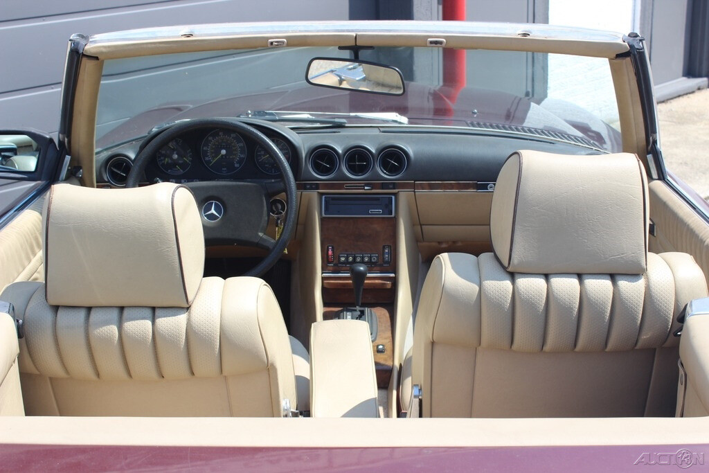 Mercedes-Benz-SL-Class-1985-Other-13