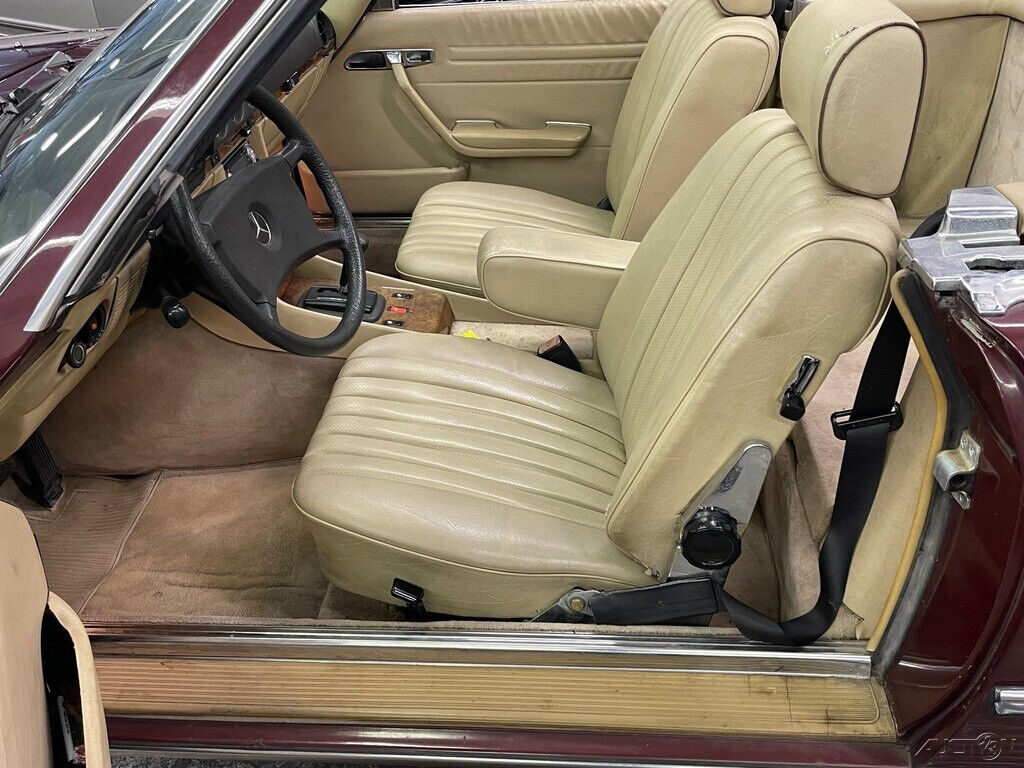 Mercedes-Benz-SL-Class-1985-Other-17