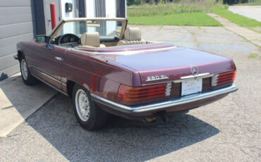 Mercedes-Benz-SL-Class-1985-Other-3