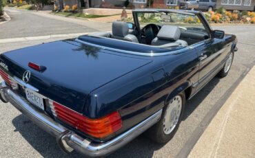 Mercedes-Benz-SL-Class-1989-Convertible-12