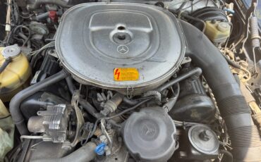 Mercedes-Benz-SL-Class-1989-Convertible-24