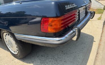 Mercedes-Benz-SL-Class-1989-Convertible-25
