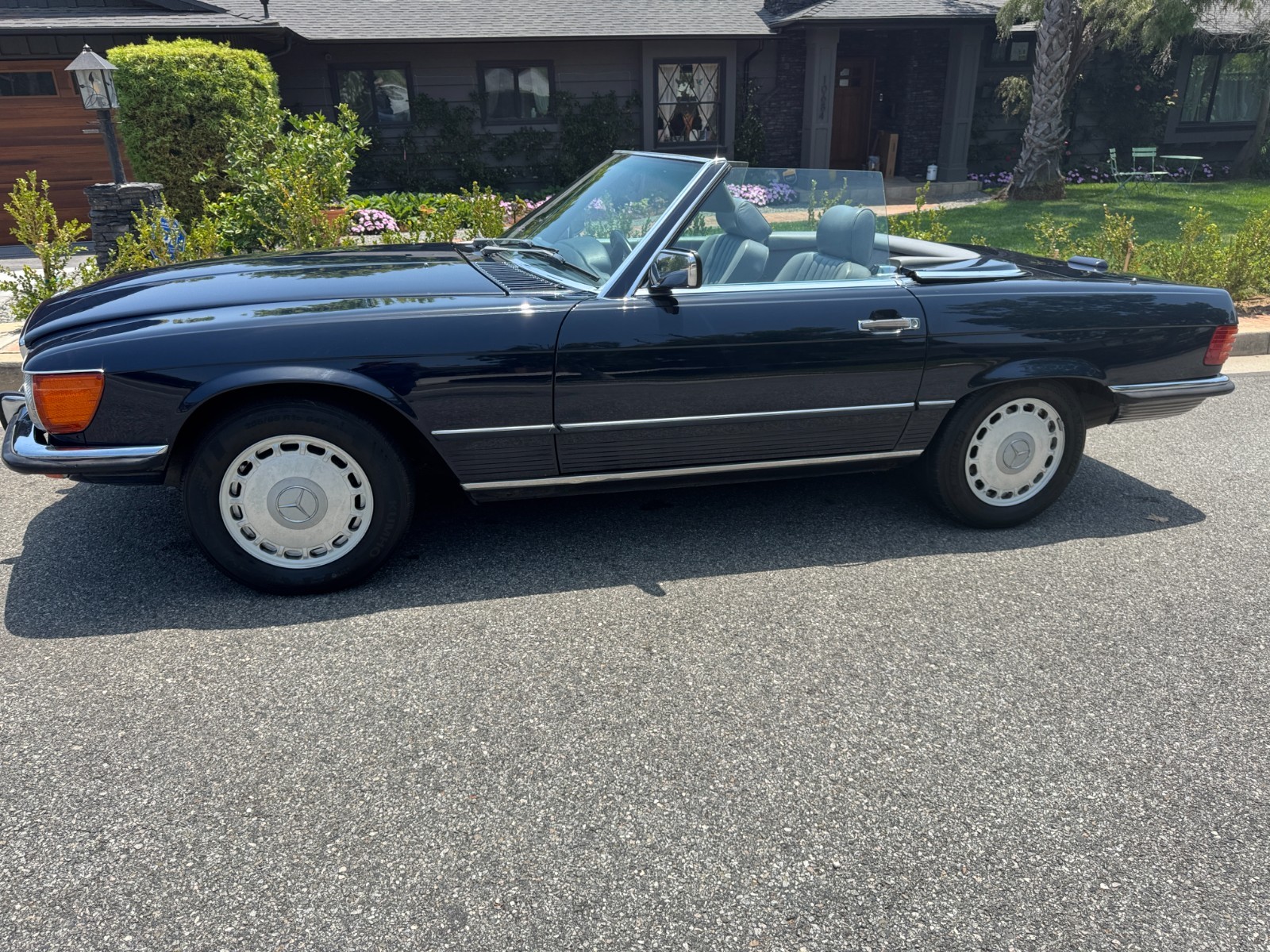 Mercedes-Benz-SL-Class-1989-Convertible-6