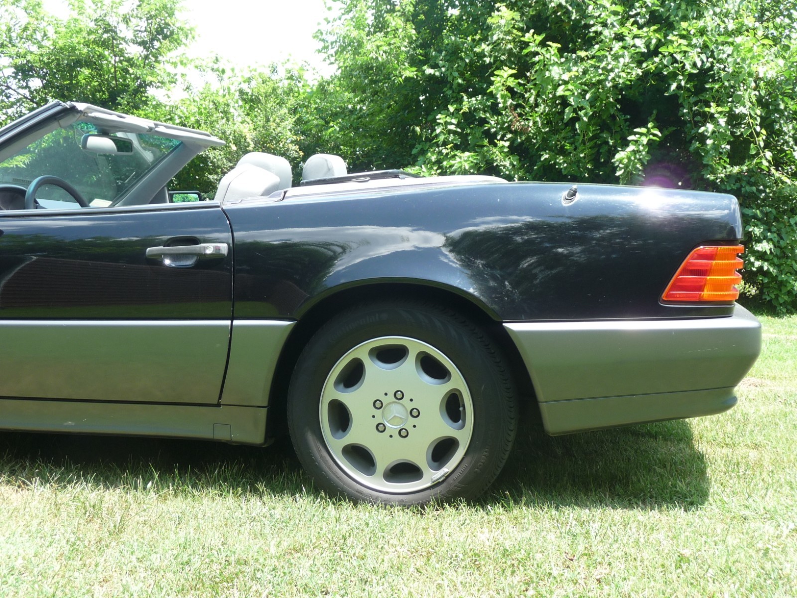 Mercedes-Benz-SL-Class-1995-Convertible-10