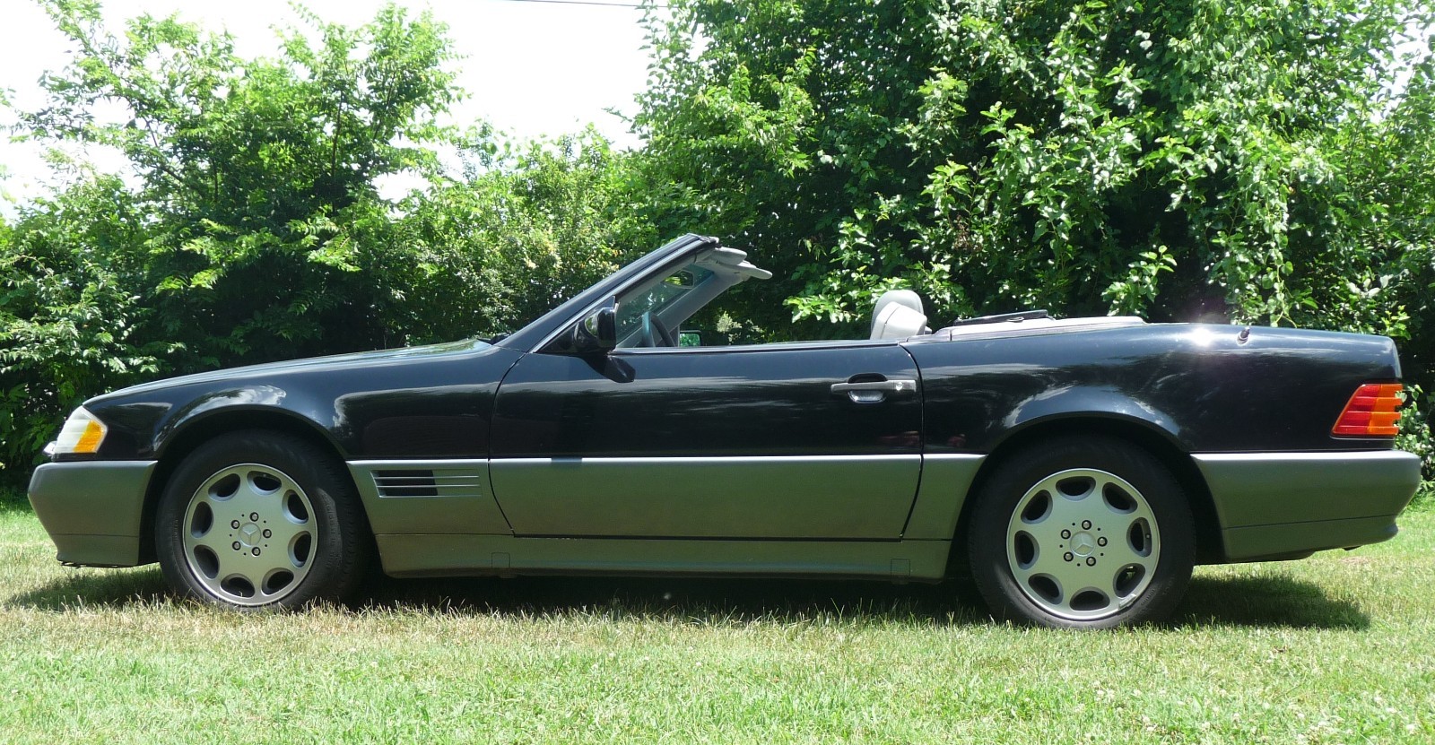 Mercedes-Benz-SL-Class-1995-Convertible-11