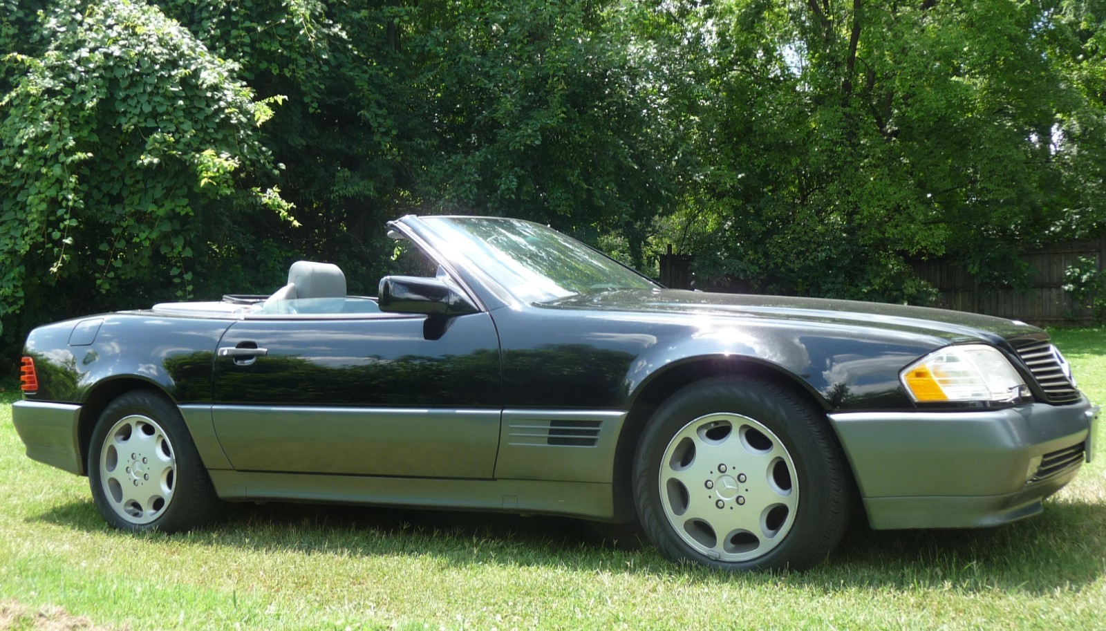 Mercedes-Benz-SL-Class-1995-Convertible-3