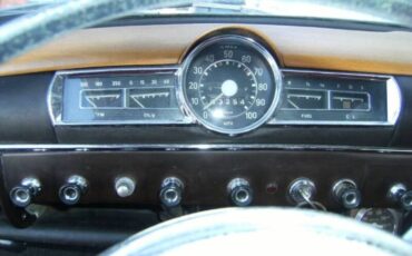 Mercedes-benz-190-1961-Yellow-Red-13