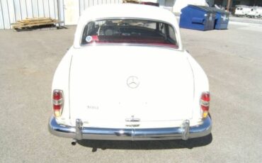 Mercedes-benz-190-1961-Yellow-Red-8