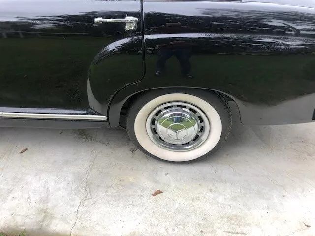 Mercedes-benz-190d-1961-Black-Tan-10