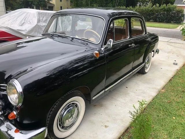 Mercedes-benz-190d-1961-Black-Tan-11