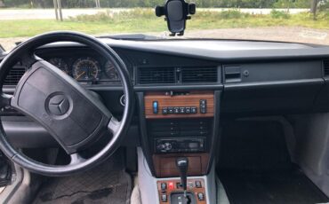 Mercedes-benz-190e-1991-Charcoal-Light-Grey-10