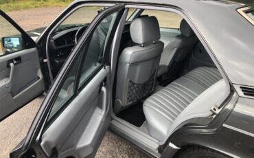Mercedes-benz-190e-1991-Charcoal-Light-Grey-9
