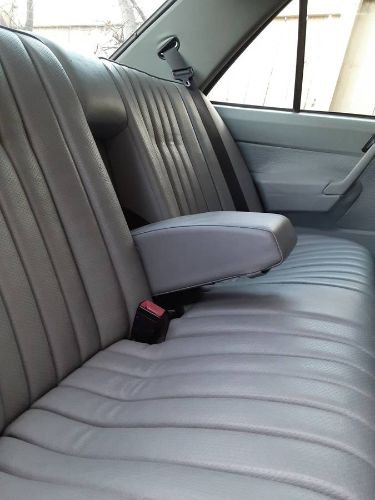 Mercedes-benz-190e-1993-Metallic-Black-Gray-12