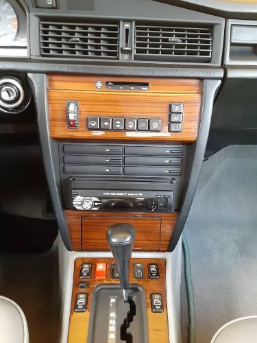 Mercedes-benz-190e-1993-Metallic-Black-Gray-16