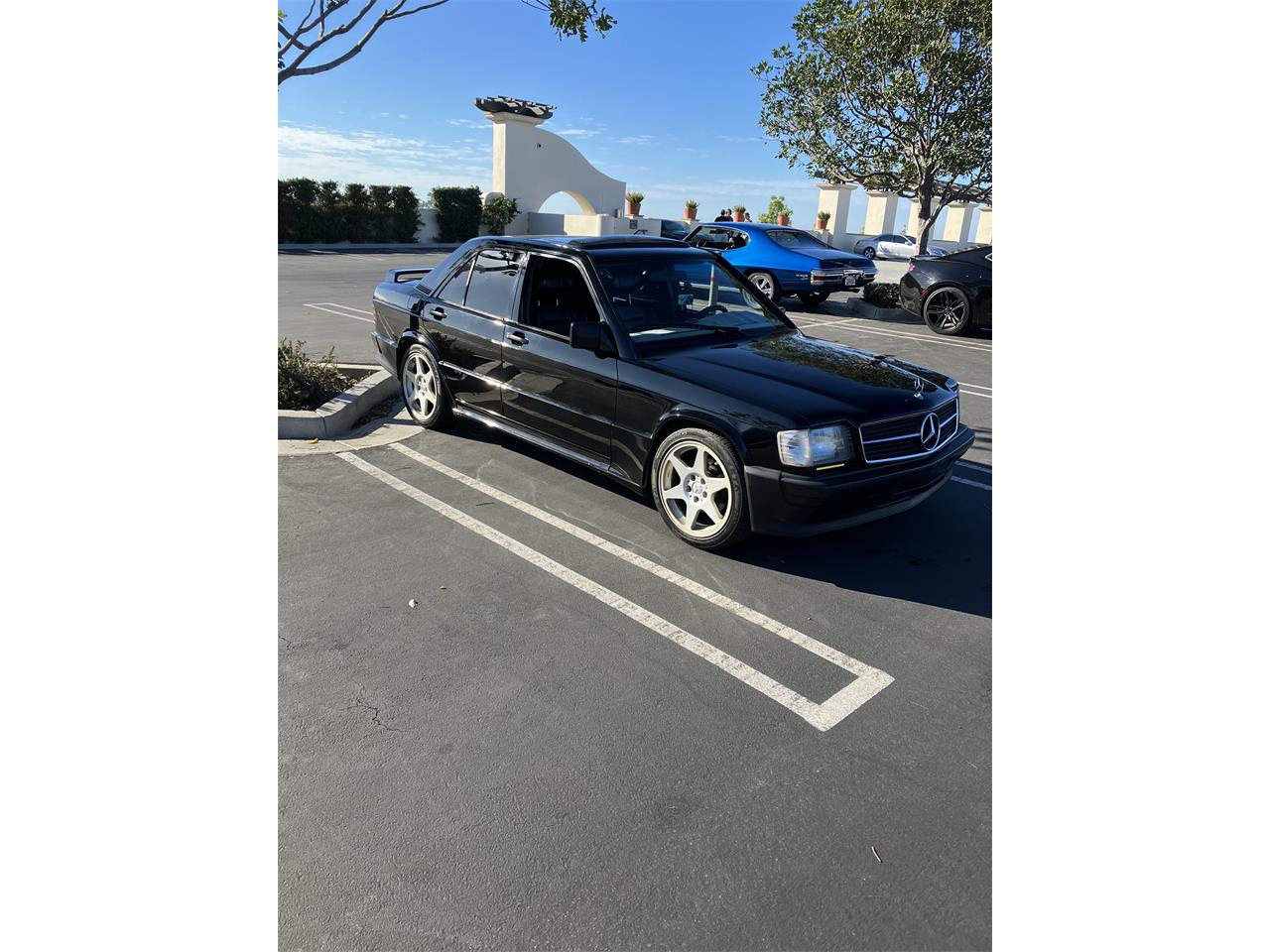 Mercedes-benz-190e-2.3-16-1985-Black-Gray-and-Black-3