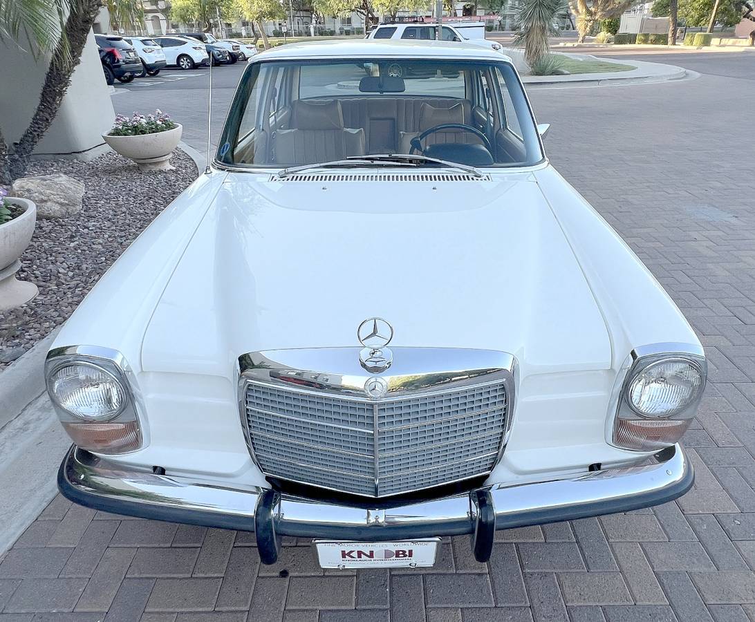 Mercedes-benz-1973-white-10