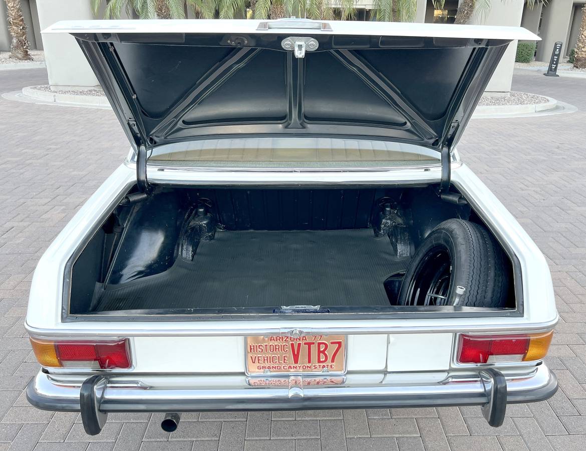 Mercedes-benz-1973-white-14