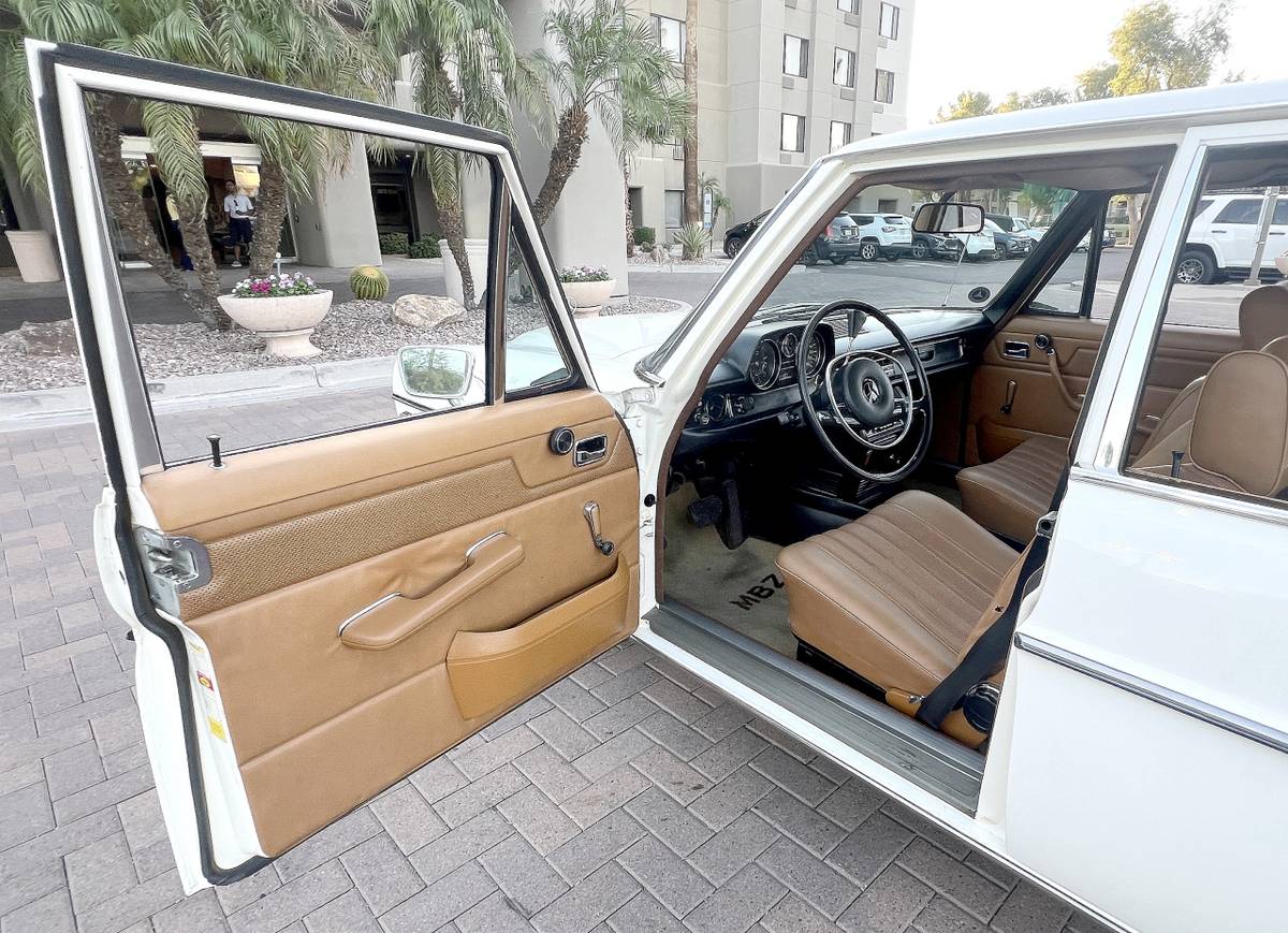 Mercedes-benz-1973-white-16