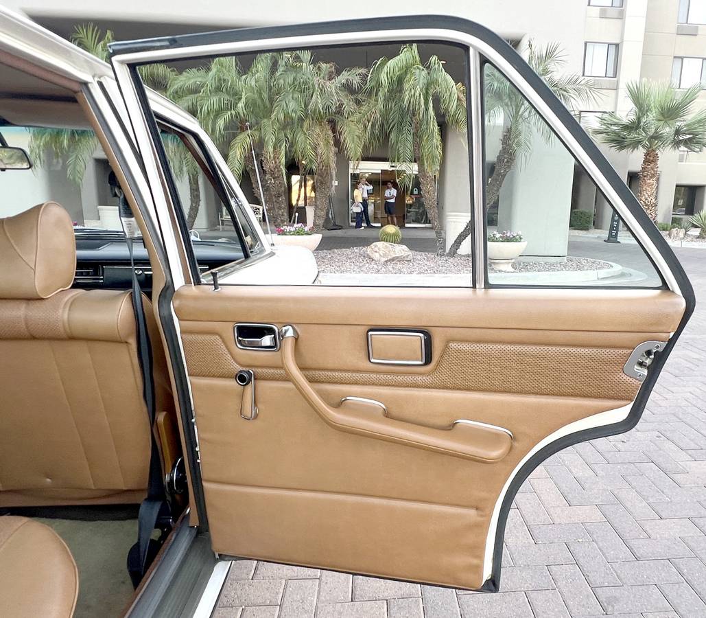 Mercedes-benz-1973-white-18
