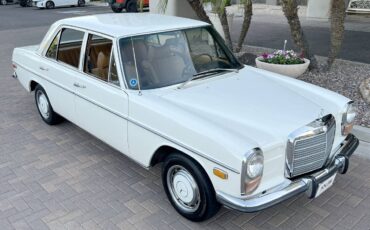 Mercedes-benz-1973-white-2