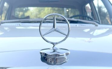 Mercedes-benz-1973-white-21