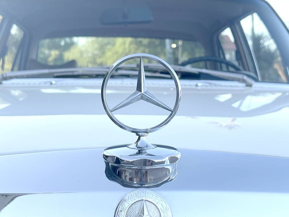 Mercedes-benz-1973-white-21