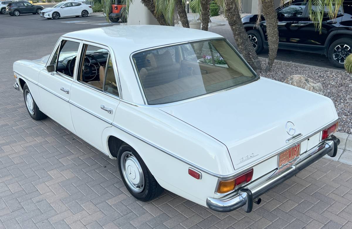 Mercedes-benz-1973-white-3
