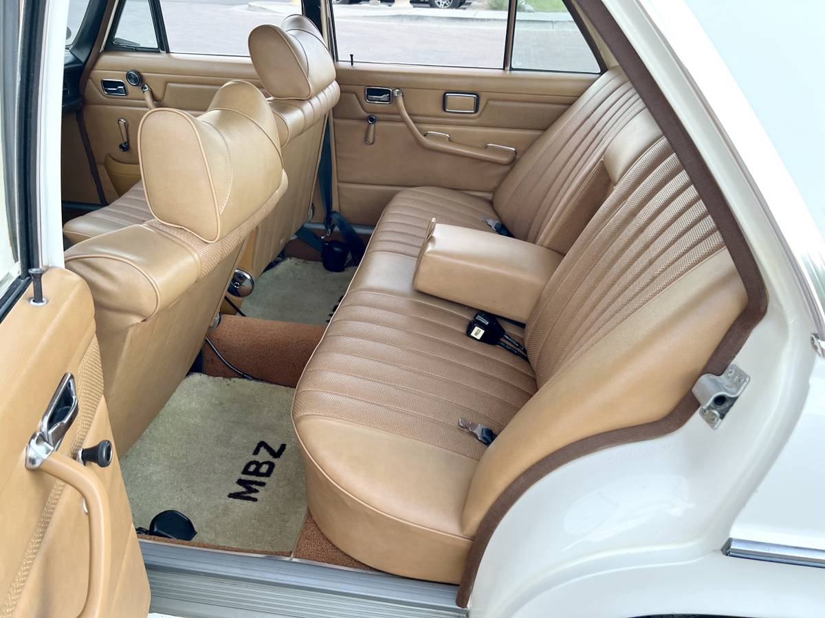 Mercedes-benz-1973-white-7