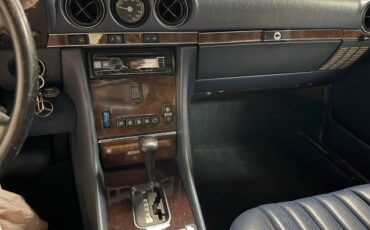 Mercedes-benz-1988-blue-13