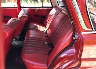 Mercedes-benz-200-1967-15