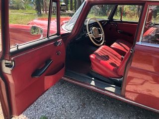 Mercedes-benz-200-1967-7