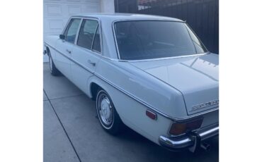 Mercedes-benz-220-1971-Papyrus-White-Blue-Code-345-1