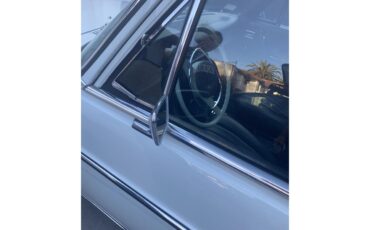 Mercedes-benz-220-1971-Papyrus-White-Blue-Code-345-30