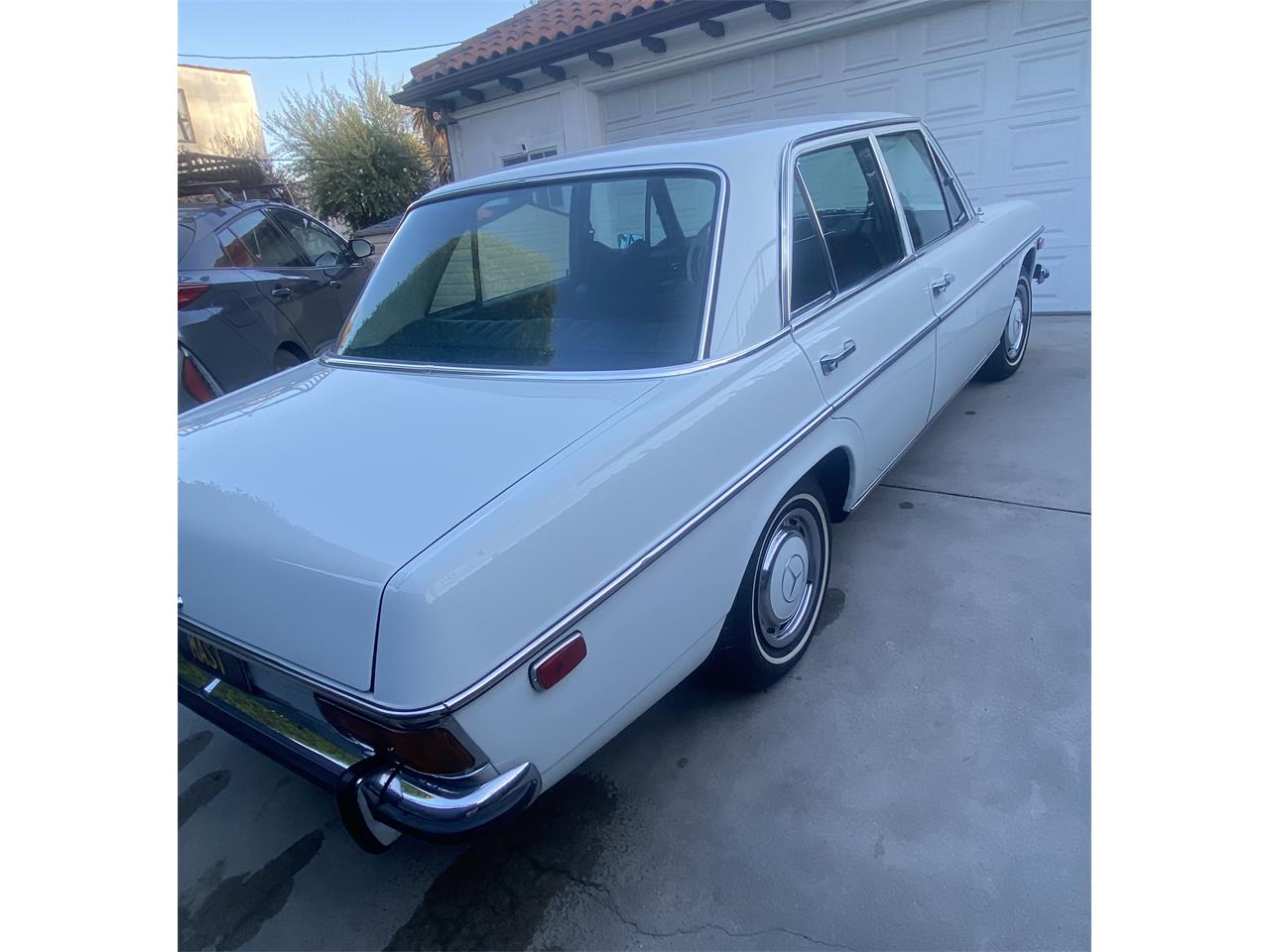 Mercedes-benz-220-1971-Papyrus-White-Blue-Code-345-7