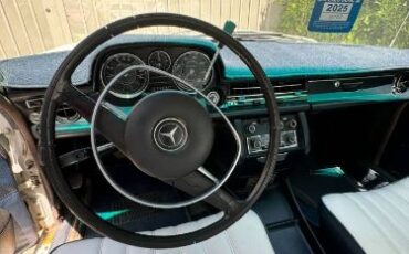 Mercedes-benz-230-1969-White-6