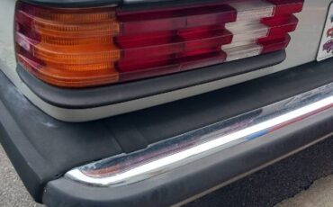 Mercedes-benz-240d-1980-Gray