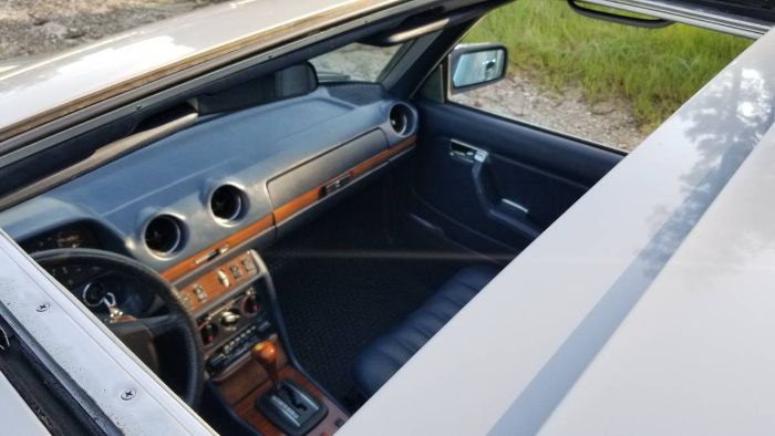 Mercedes-benz-240d-1983-Blue-Blue-11