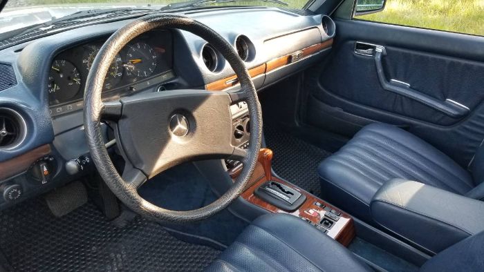 Mercedes-benz-240d-1983-Blue-Blue-7
