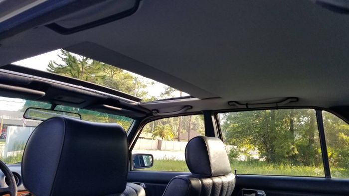 Mercedes-benz-240d-1983-Blue-Blue-8
