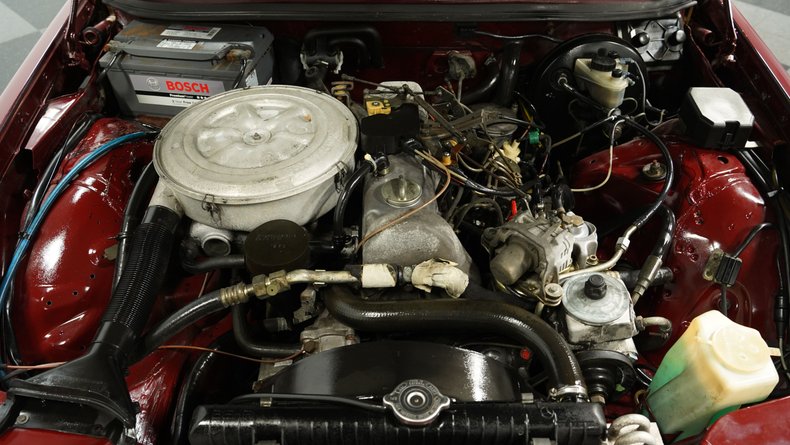 Mercedes-benz-240d-1983-Orient-Red-Maroon-1