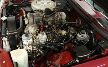Mercedes-benz-240d-1983-Orient-Red-Maroon-28