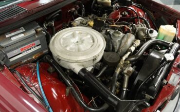 Mercedes-benz-240d-1983-Orient-Red-Maroon-29