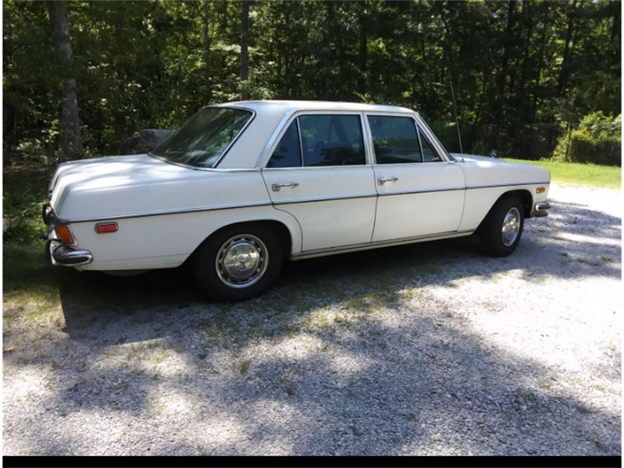 Mercedes-benz-250-1972-white-black-1