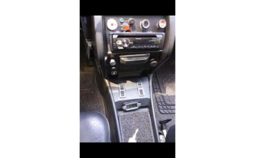 Mercedes-benz-250-1972-white-black-9
