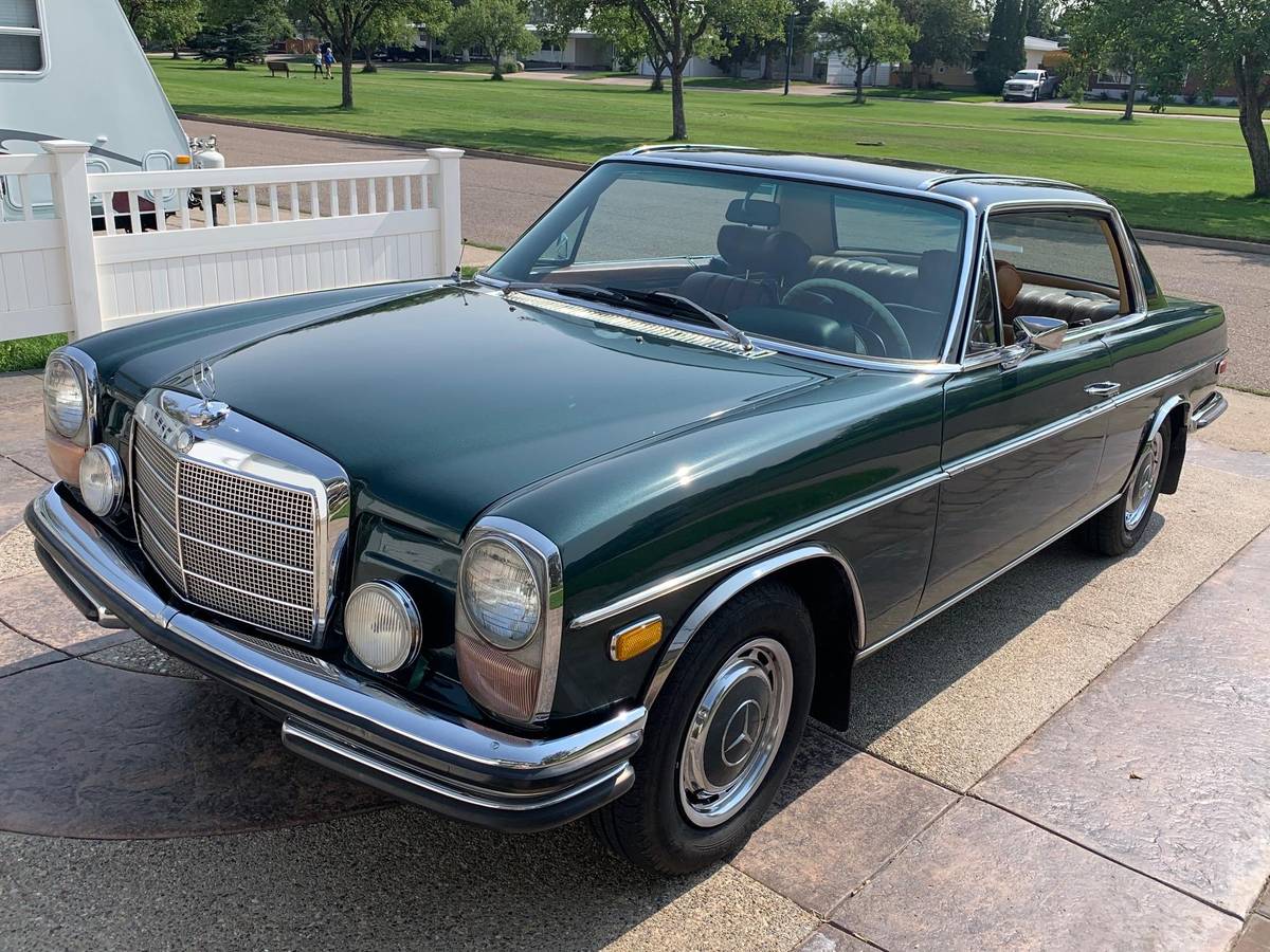 Mercedes-benz-250c-1971-green-2