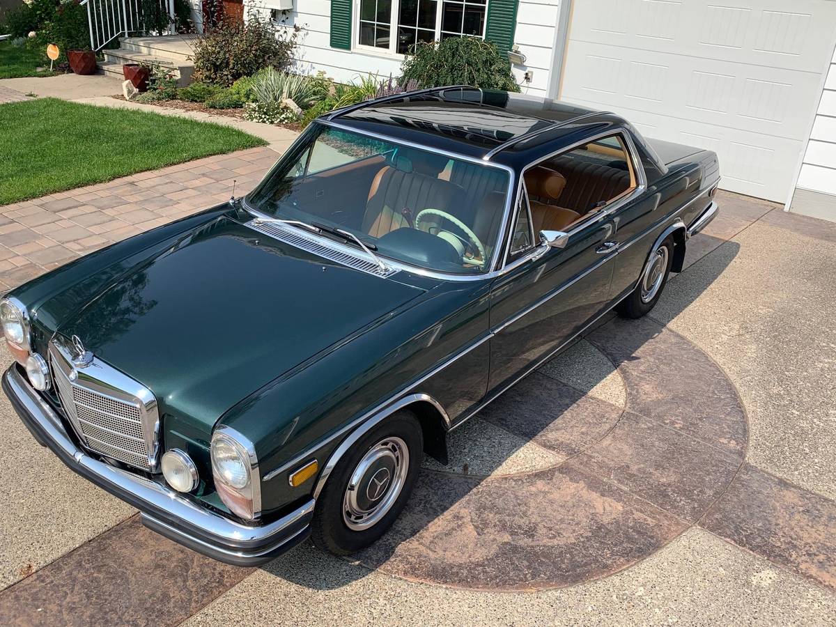 Mercedes-benz-250c-1971-green-3