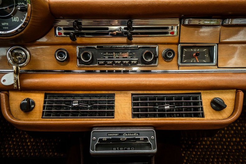 Mercedes-benz-250se-1967-Bronze-Glow-18
