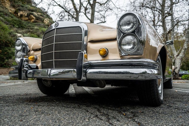 Mercedes-benz-250se-1967-Bronze-Glow-31