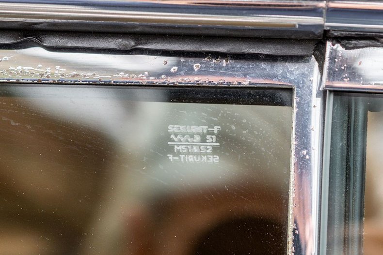 Mercedes-benz-250se-1967-Bronze-Glow-49