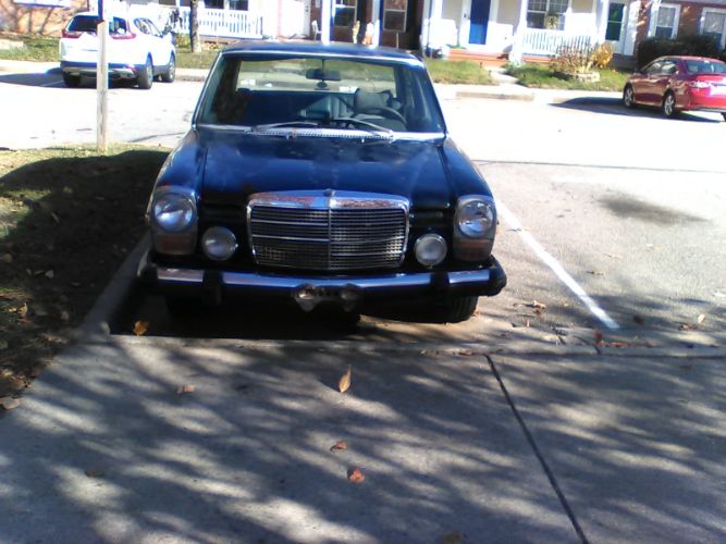 Mercedes-benz-280-1975-5